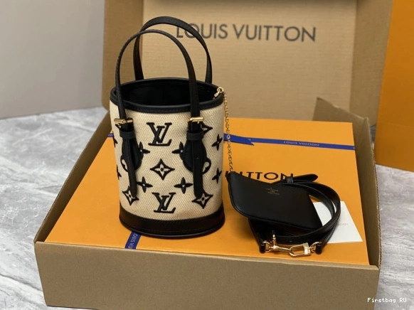 First bag NANO LOUIS BUCKET VUITTON 0822